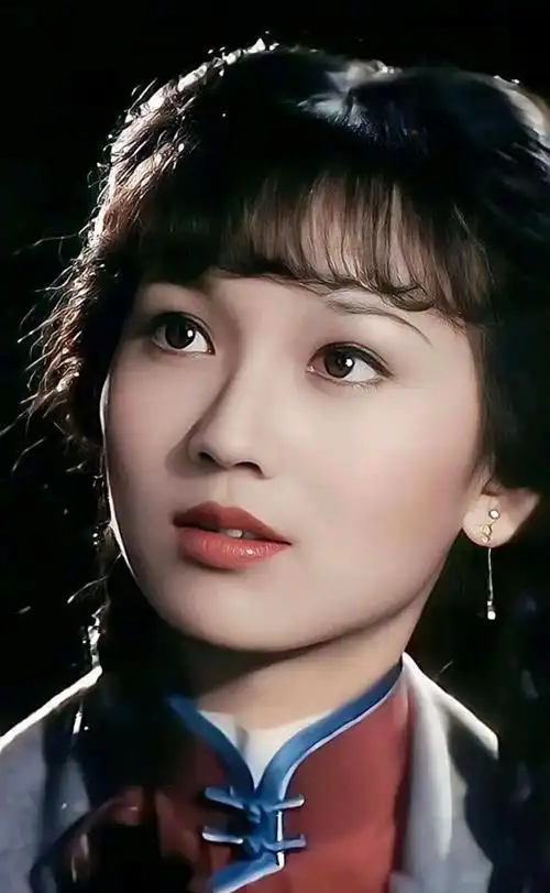 赵雅芝之后再无冯程程这就是爆款女主角的魅力