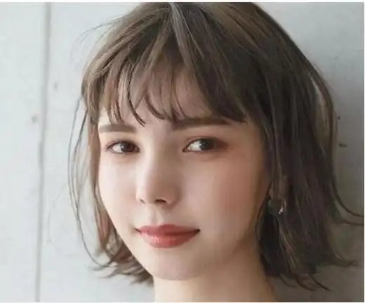 大饼脸最适合的9款短发发型