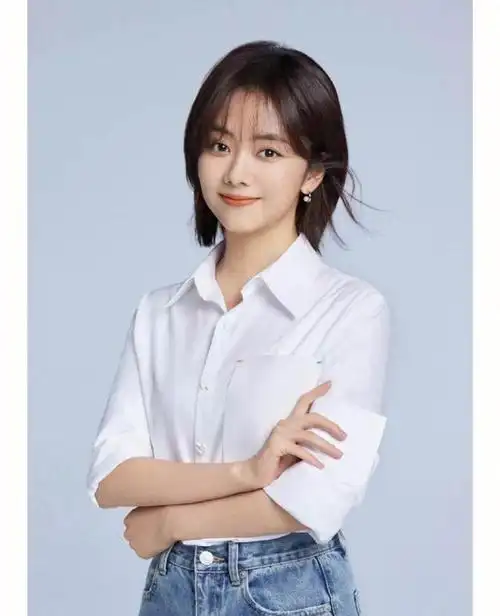 谭松韵的私房美照,太美了!谭松韵红不起来,孙俪早就说出了真相