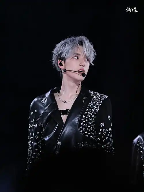 严浩翔h舞台##严浩翔姐姐