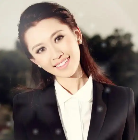 王音棋,现年二十二岁,江苏兴化人.