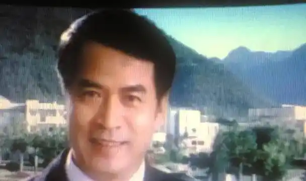 他从炉灶工到著名的演员,小9岁妻子得脑癌后,他拒高薪退圈照顾_廖京生