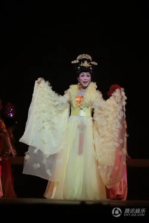 李玉刚《四美图》引爆追星狂潮 被喻为票房灵药