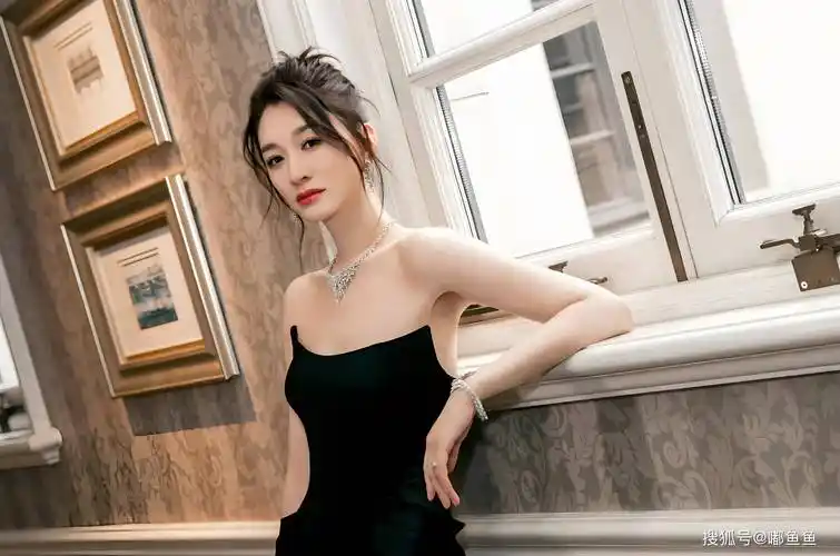 李小冉这身材,究竟谁顶得住嘛!