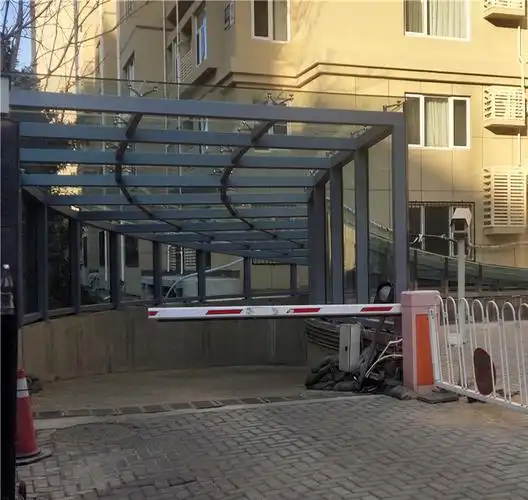 玻璃雨棚地下车库点式玻璃雨篷北京蓝兴华凌