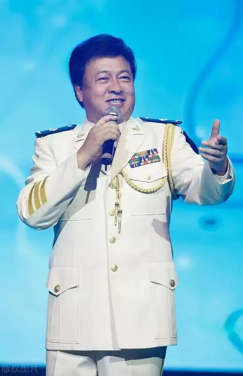 歌唱家吕继宏:63岁未婚无儿无女,却和不婚不育的张也在一起21年