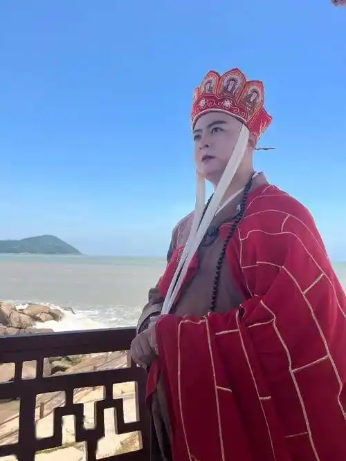 独家对话|唐僧扮演者田向阳:今后想走遍成都大街小巷_表演_西游记