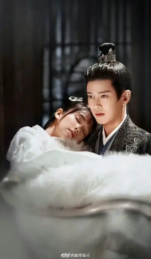 任嘉伦和白鹿合作的电视剧《周生如故》居然都杀青两周年了!