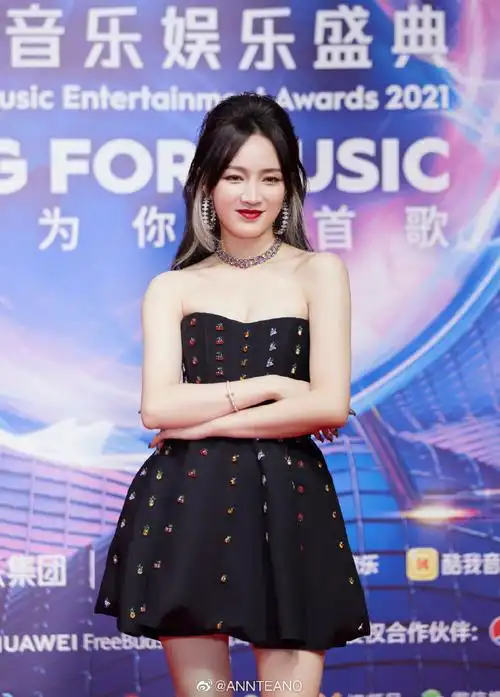 ann teano##tmea盛典红毯##孟佳国风打歌日记