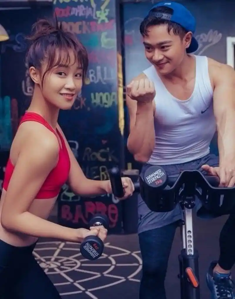 蓝盈莹新恋情#蓝盈莹每次恋爱都给人好用心好向上的感觉,和曹骏那