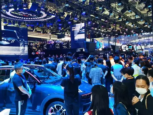 盘点北京车展领克zeroconcept首发亮相领克展台人气爆棚