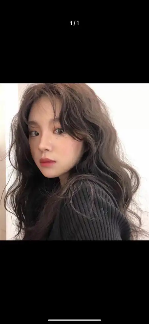 这款发型拍照真的是太有氛围感啦