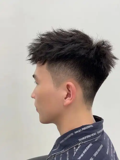 摩根烫  #前刺短发  #男生去哪儿剪头发  #短发  #男生发型