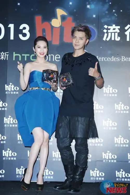 杨丞琳跃舞飞扬 与罗志祥分别获颁hito「最受欢迎男,女歌手」 奖
