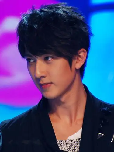 允浩帅还是吴尊?