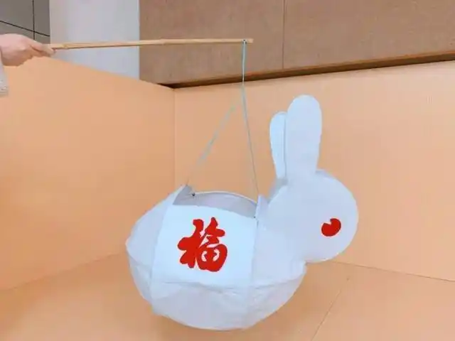 元宵佳节的专属仪式感从一只兔子灯开始