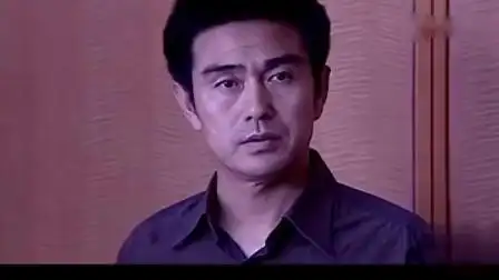 罪域市委书记给黑老大通气,郑书记突然开门进来,吓得瑟瑟发抖.