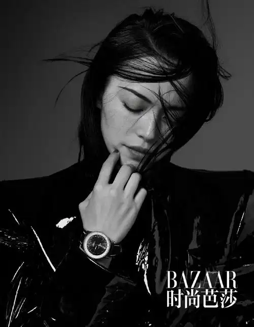 姚晨× 时尚芭莎黑白演绎简约的高级质感,英气十足!#姚晨英气细眉