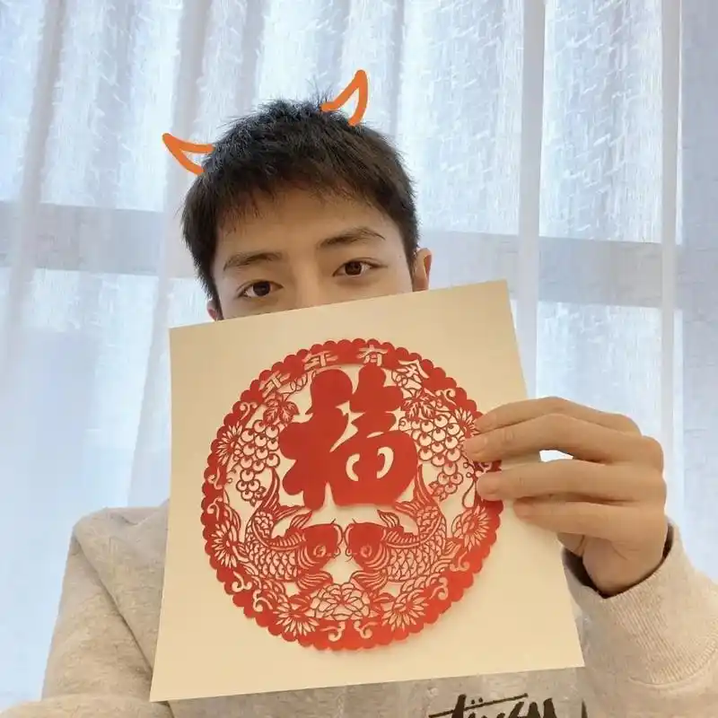 肖战 #小福星#集五福 这张图扫到了敬业福,万能福,生肖卡 - 抖音