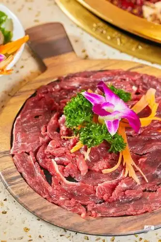 没有多余的处理,也没有华丽的摆盘,这道菜就一个字——鲜!