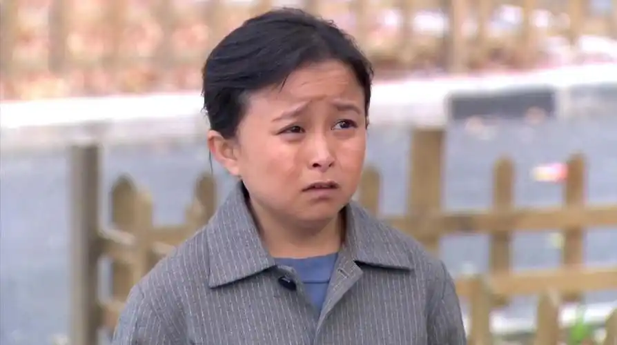 袖珍妈妈第23集,女子说出隐藏20年的秘密,母女矛盾一触即发