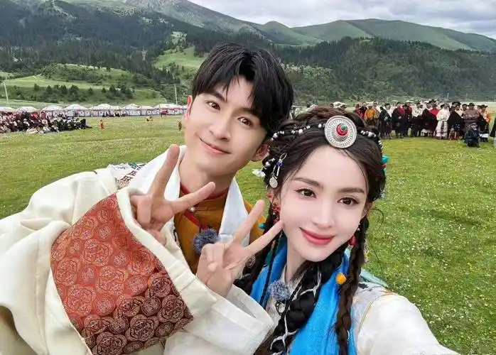 张云龙古力娜扎恋情疑曝光,男方已仰慕13年,在节目好感藏不住