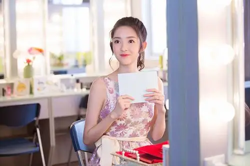 《夏至未至》热播 王玉雯刷新初恋系女孩代表