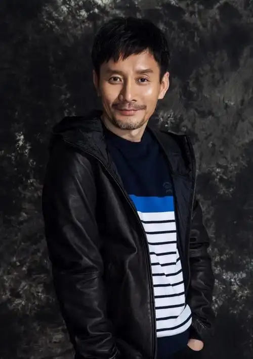 田小洁出道二十年低调无绯闻对江珊一见钟情待继女如亲生