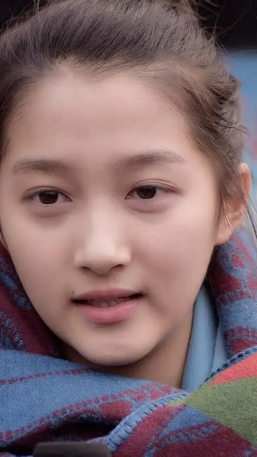 关晓彤 实话说颜值几分?