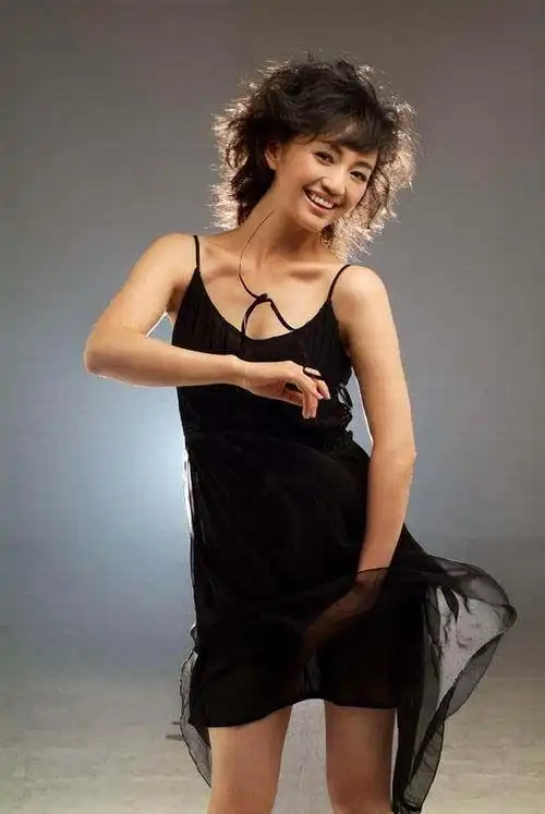 主题:貌似天仙罗海琼写真