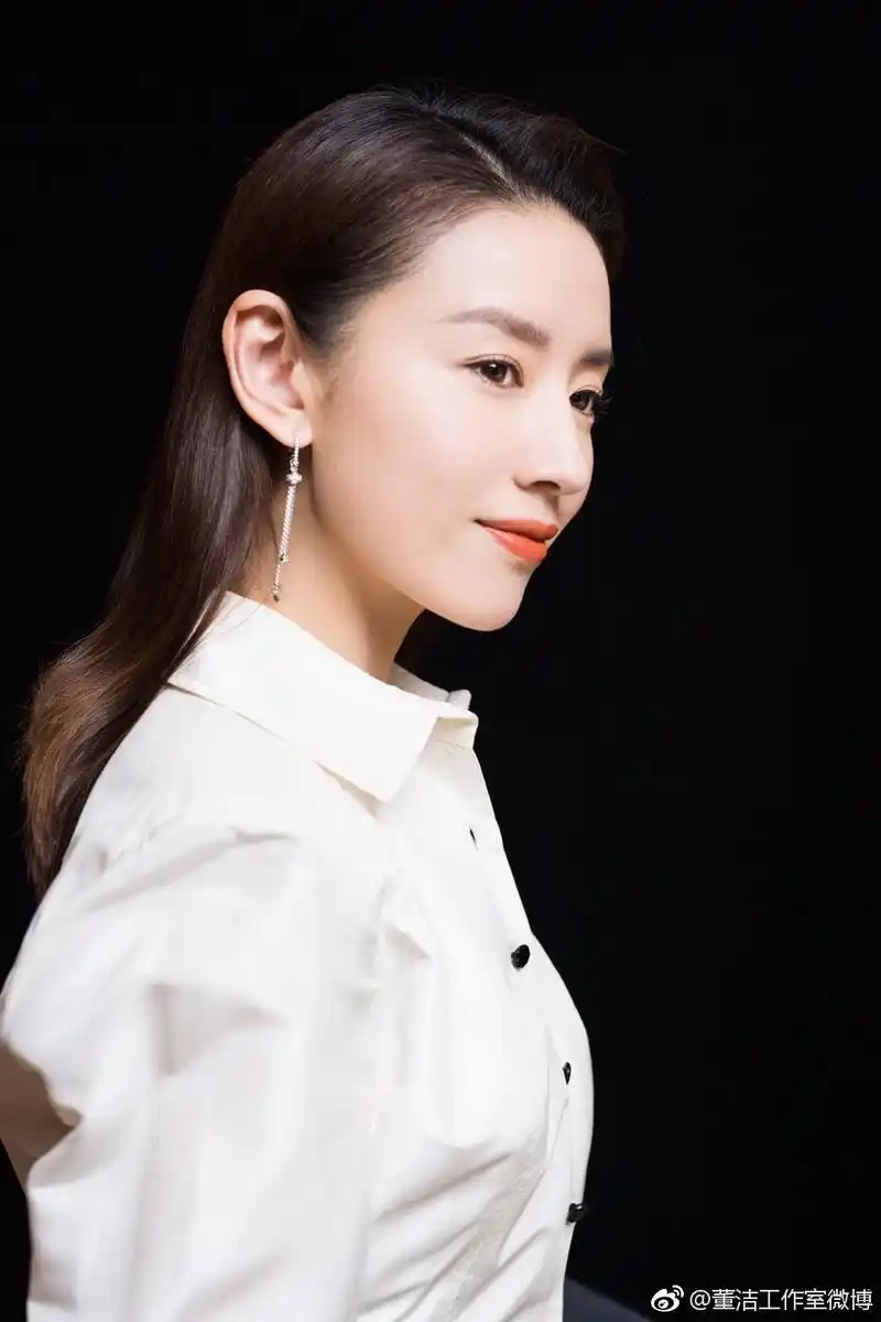 如懿传中唯一没被吐槽的角色董洁的侧颜简直太完美了