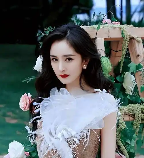 杨幂王俊凯风波发文自证,时长52秒录音曝光,疑不正当关系实锤_事业