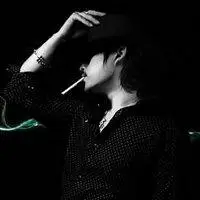 抽烟男人沧桑图片_微信头像图片大全