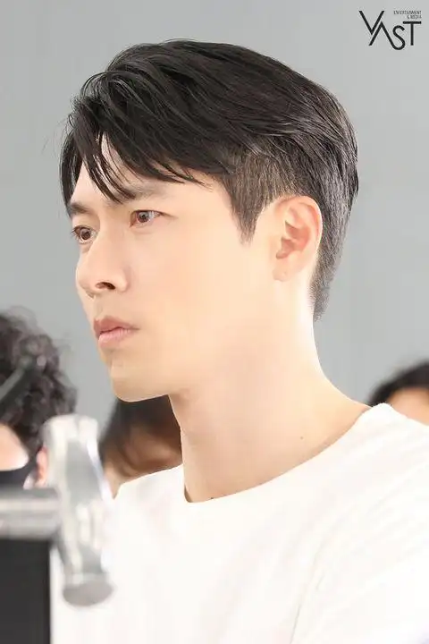 玄彬特写镜头帅到窒息拍摄花絮照嘟嘴皱眉全是心动感觉