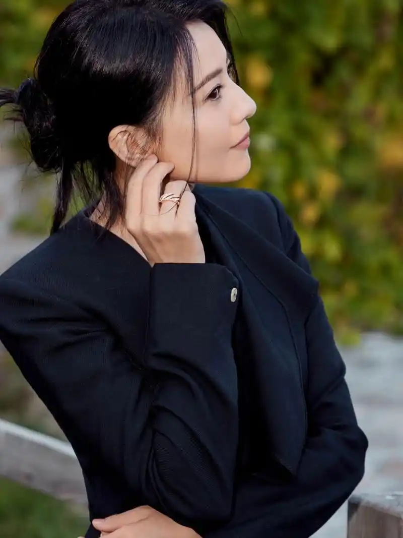 侧颜美翻天～|||97昨日,chaumet代言人高圆圆作为2023 first惊喜