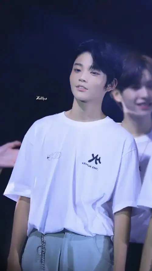 星眸皓齿郭殿甲