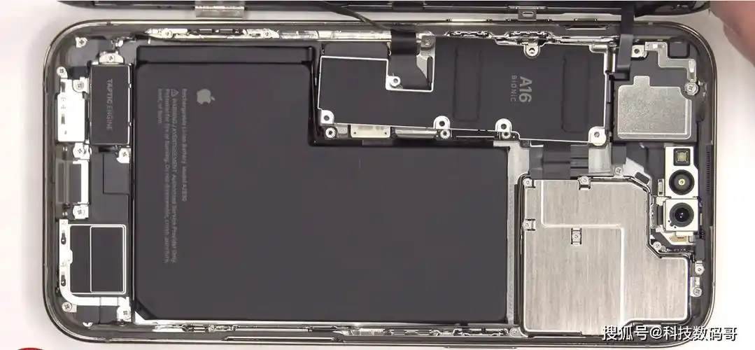 iphone14promax拆解,内部结构比国产机更好看,难怪价格不菲_苹果_主板