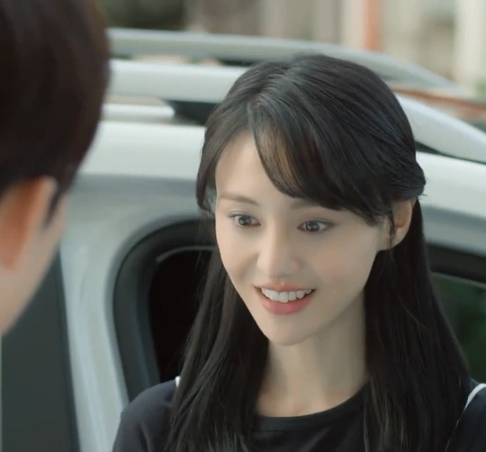 郑爽新剧《我的保姆手册》收视惨淡:郑爽是如何从高收视跌下来的