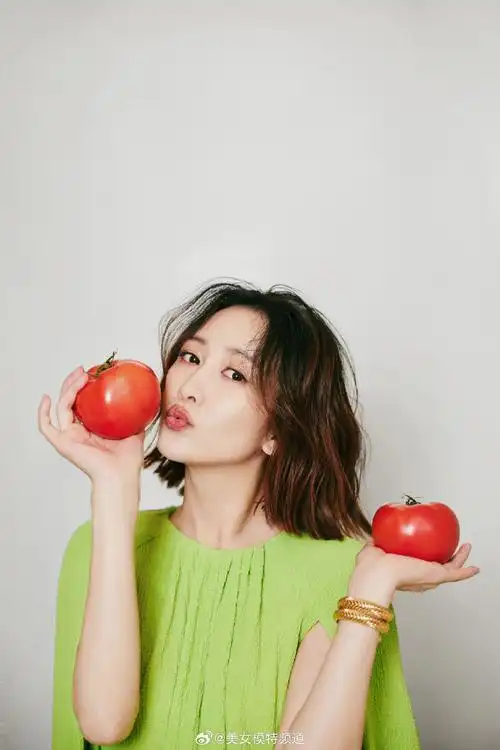 王鸥写真美照明媚闪耀自在轻盈