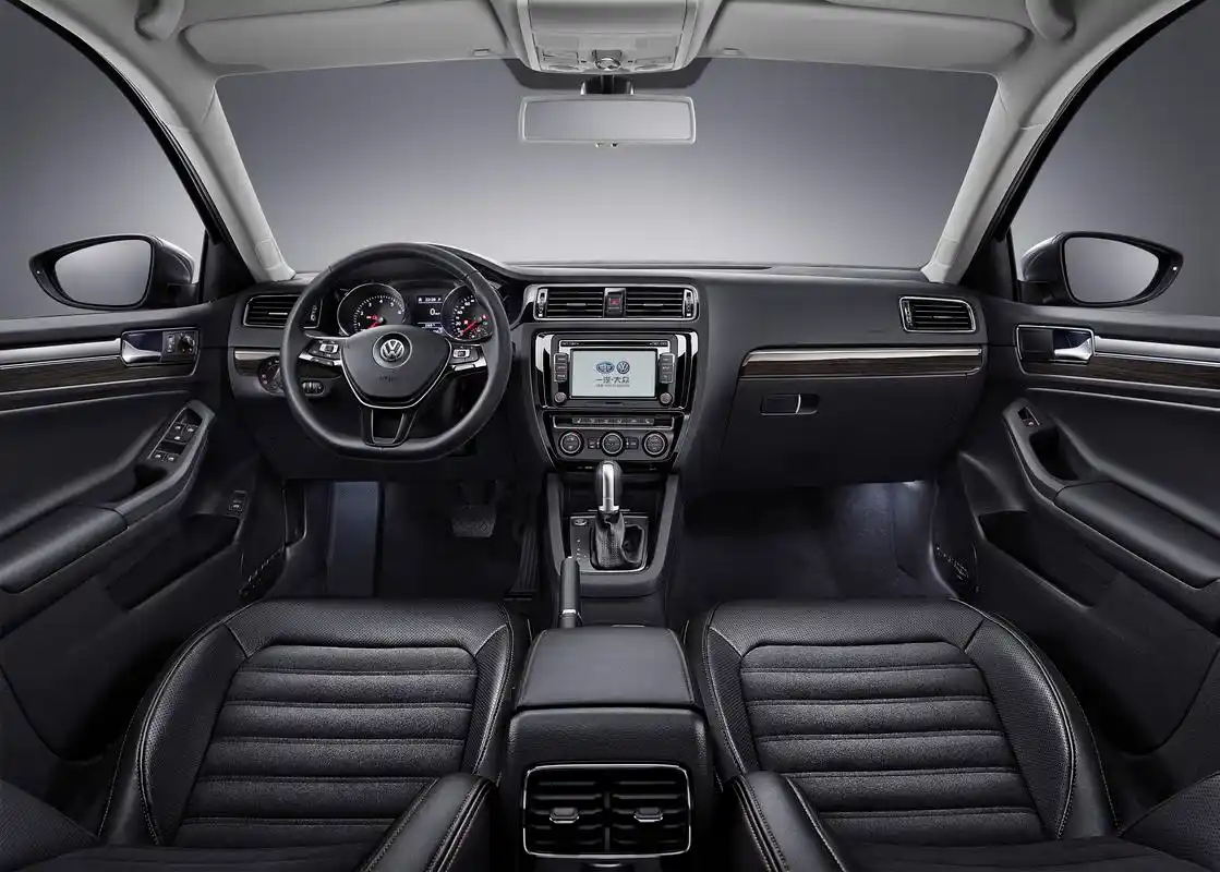 大众速腾最新报价家用豪华配置车型大解析