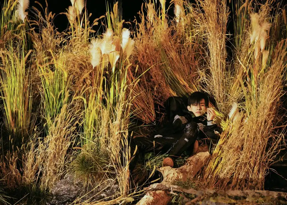 易烊千玺最新高清大图来袭!