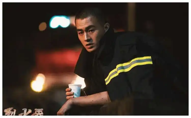 曾是快乐男声第二名,如今霸屏大银幕,欧豪3部新电影排队上映