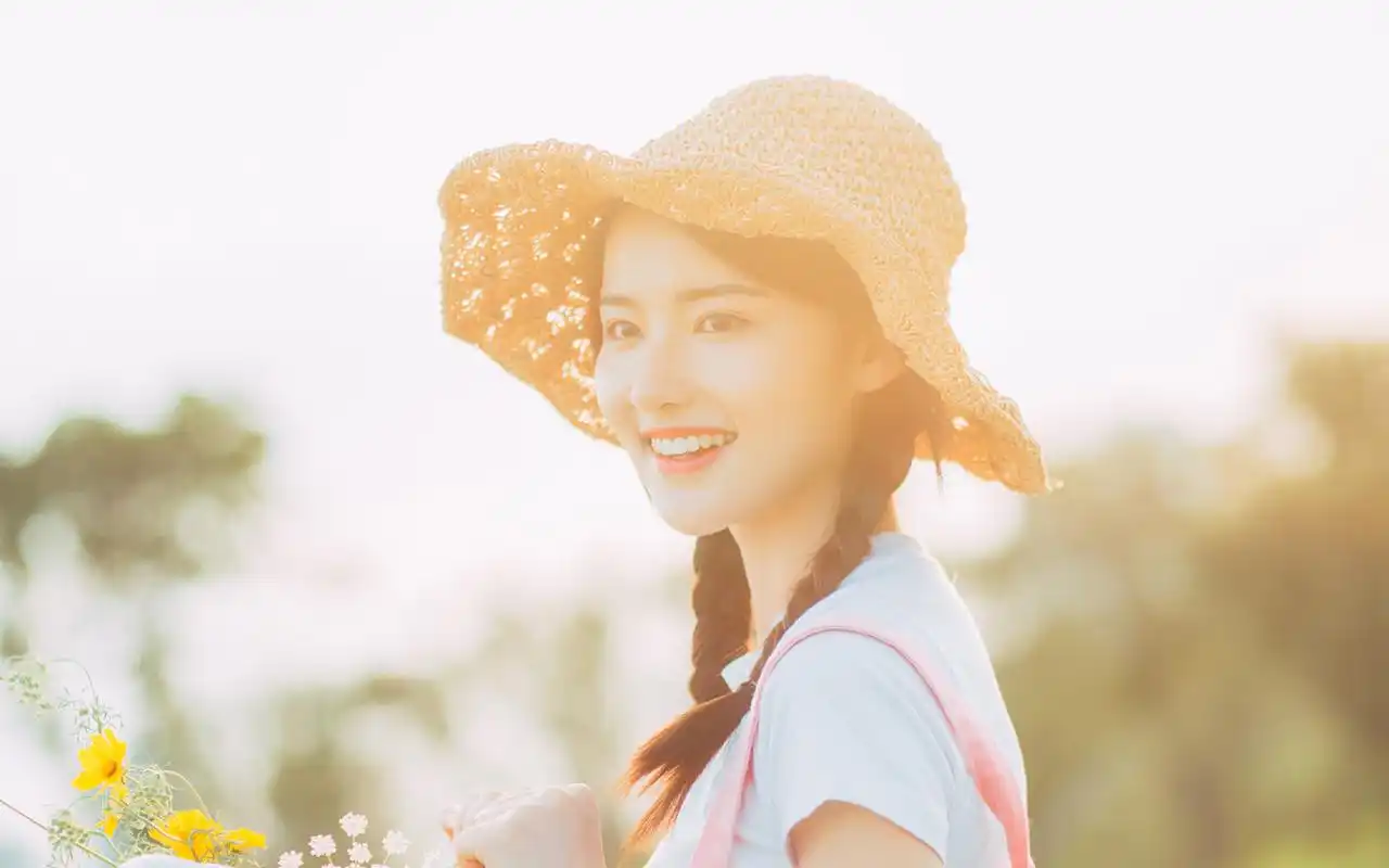 养眼气质美女户外小清新写真图片桌面壁纸