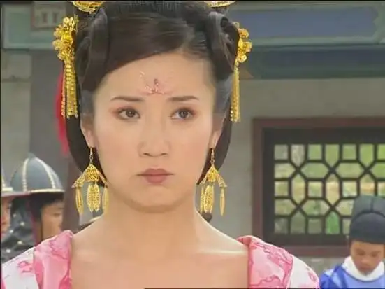 演王皇后的张彤在范冰冰版本的《武媚娘传奇》又演了一次唐朝妃子