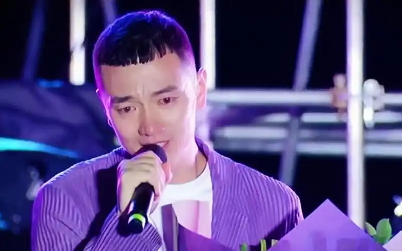 王琪现场演唱原唱歌曲《送亲》,歌声深情感人催泪,百听不厌