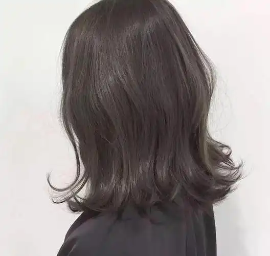 半烫中长发发型图片头发半烫越看越美