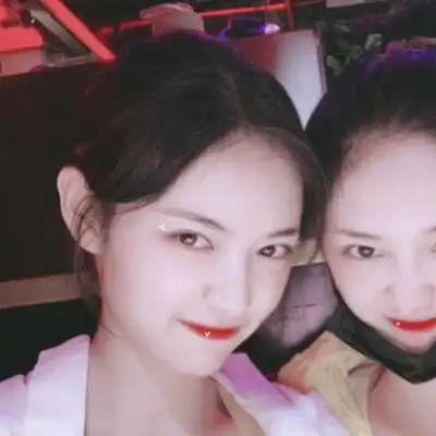 许佳琪鞠婧祎情头