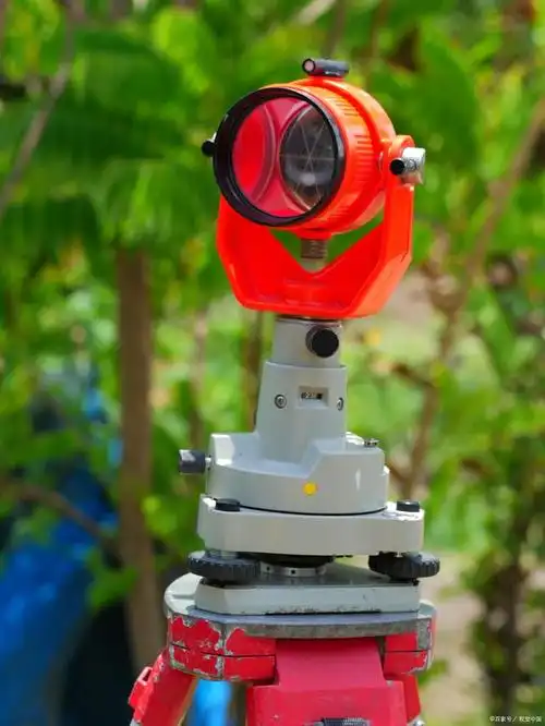 水平仪是一种测量工具,用于检测物体是否处于水平状态.