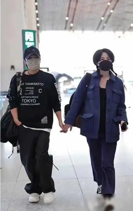 大瓜王菲谢霆锋突然宣布喜讯恭喜终于等到这一天了