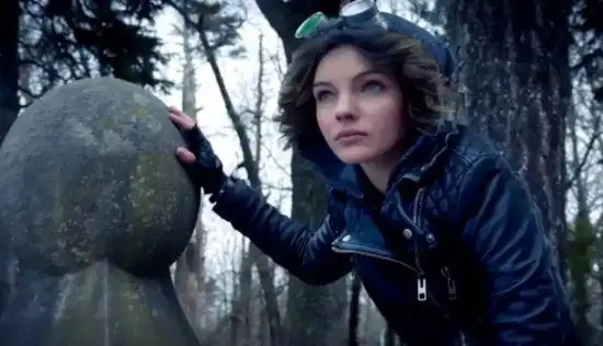 《哥谭》获第一季预定 正太蝙蝠侠遭虐|蝙蝠侠|哥谭|猫女_新浪娱乐